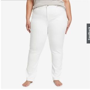 Eddie Bauer white Slightly Curvy size 14 jeans